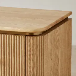 San Pierre Kids Light Brown Ash Veneer Dresser