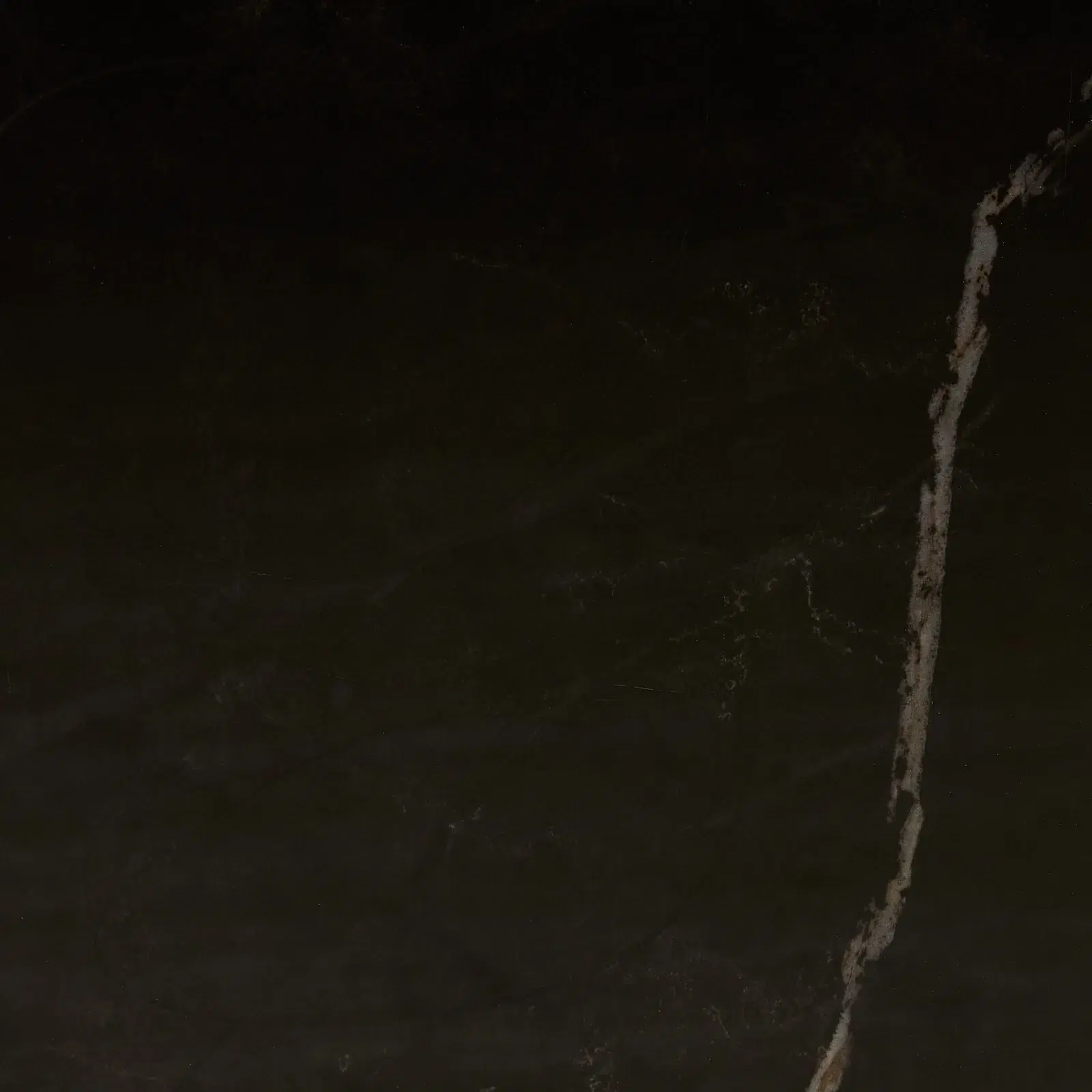 Santorini Nero Glossy Sintered Stone Medium Plinth 35x35x65cm