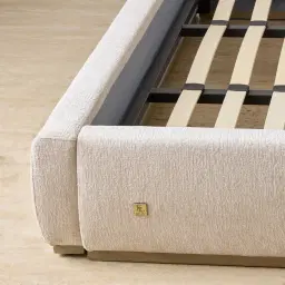 Riviera Powder White Chenille Fabric King Bed with Medium Brown Ash Veneer