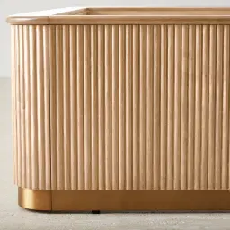 San Pierre Light Brown Ash Veneer King Bed