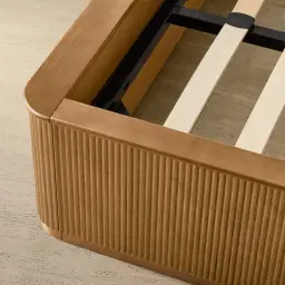 San Pierre Light Brown Ash Veneer King Bed