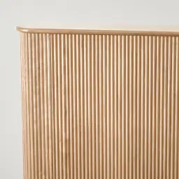 San Pierre Light Brown Ash Veneer King Bed