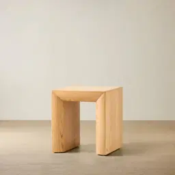 Salvador Light Oak Veneer Side Table