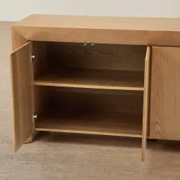Salvador Light Oak Veneer Sideboard