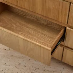 Salvador Light Oak Veneer Dresser