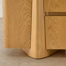 Verdara Light Oak Veneer Dresser