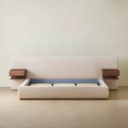 Riviera Powder White Chenille Fabric King Bed with Smoky Ash Veneer